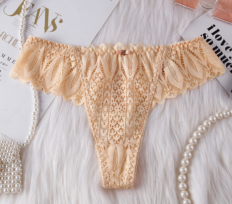 Sexy lace low-rise T-pants thong women's breathable belt hollow and seamless temptation transparent underwear women's new models