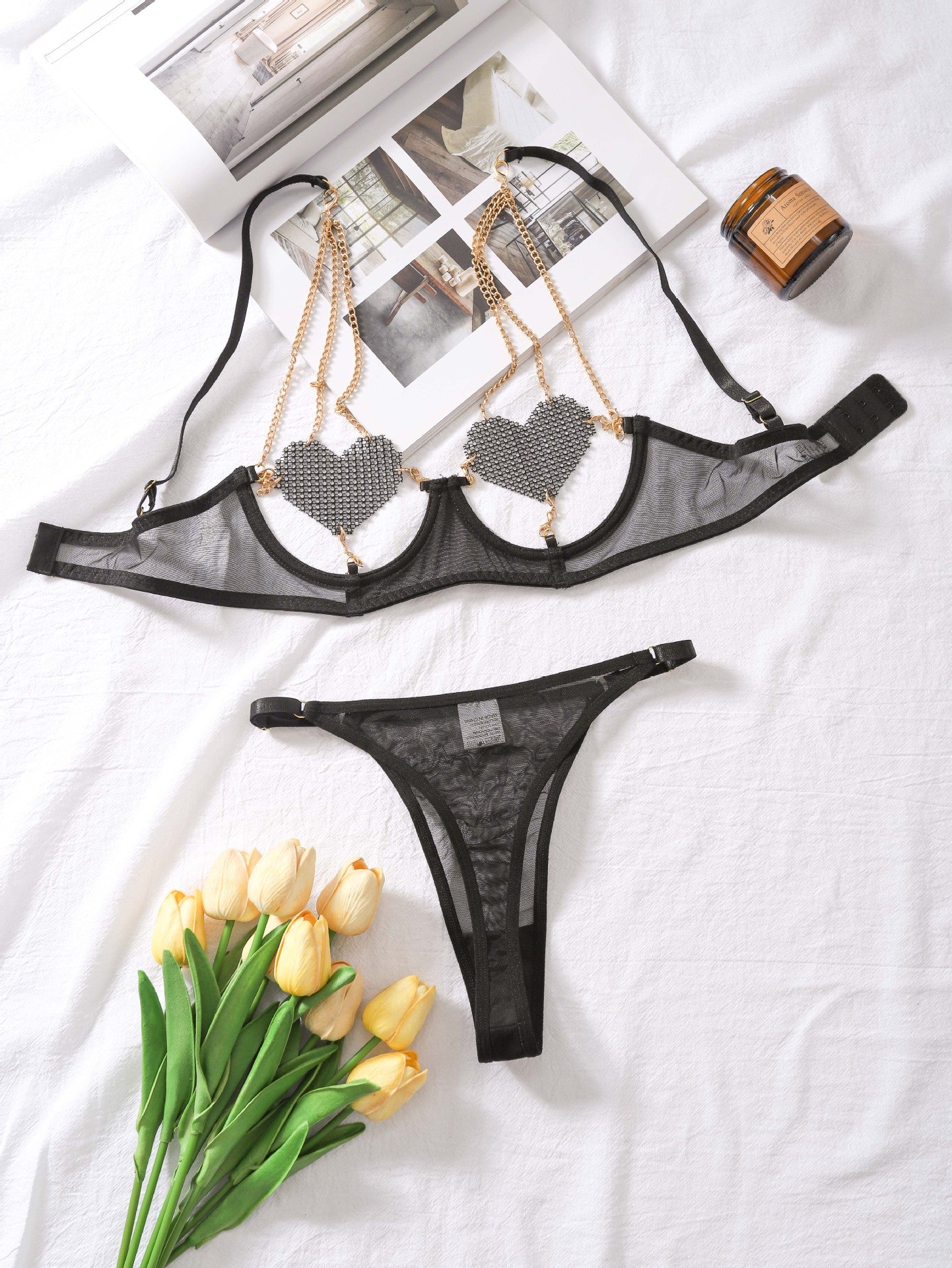 Internet celebrity lingerie breast love chain sexy perspective mesh five-piece female