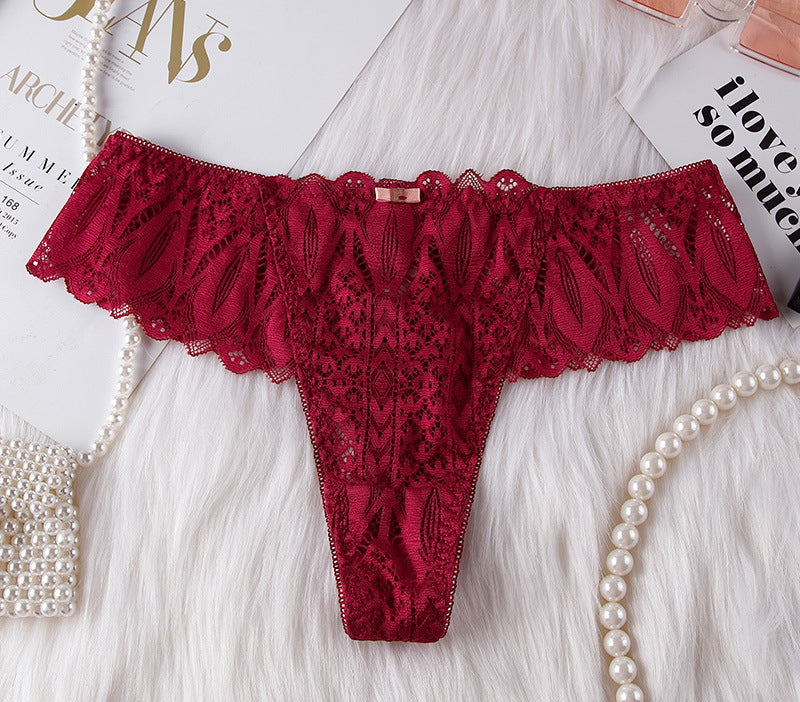 Sexy lace low-rise T-pants thong women's breathable belt hollow and seamless temptation transparent underwear women's new models